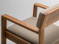 Fauteuil-Aix-en-noyer-et-tissus-Arpin-coloris-Corde-100-made-in-France
